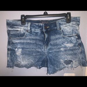 Buckle black size 30 cut off shorter shorts